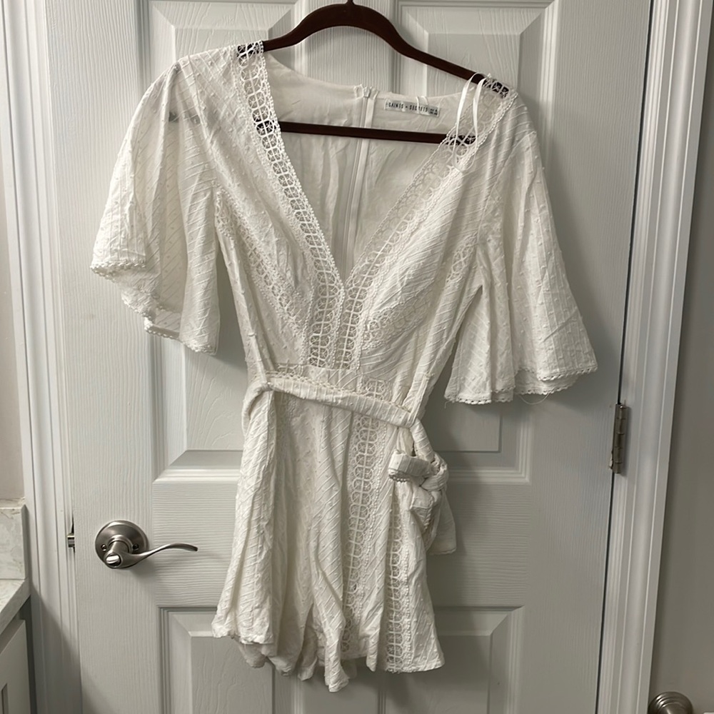 White romper, size XS, from selfie Leslie